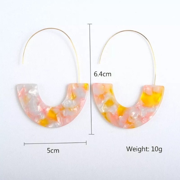 Multi color hoop Earring - Picture 3 of 6